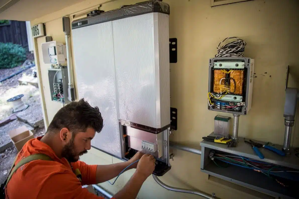 How to Size a battery bank for solar